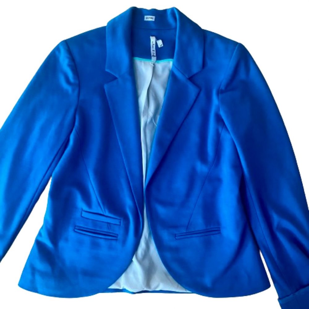 Willow & Clay Blue Blazer - Size Medium